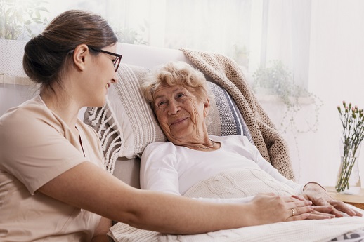 care-for-seniors-at-home-and-support-to-family-carers